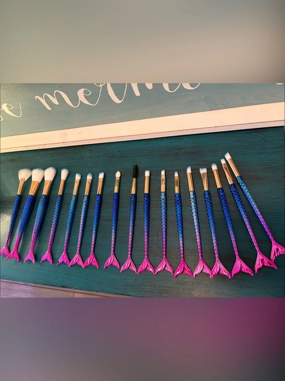 Mermaid Tail Makeup Brush Set in Pink and Blue